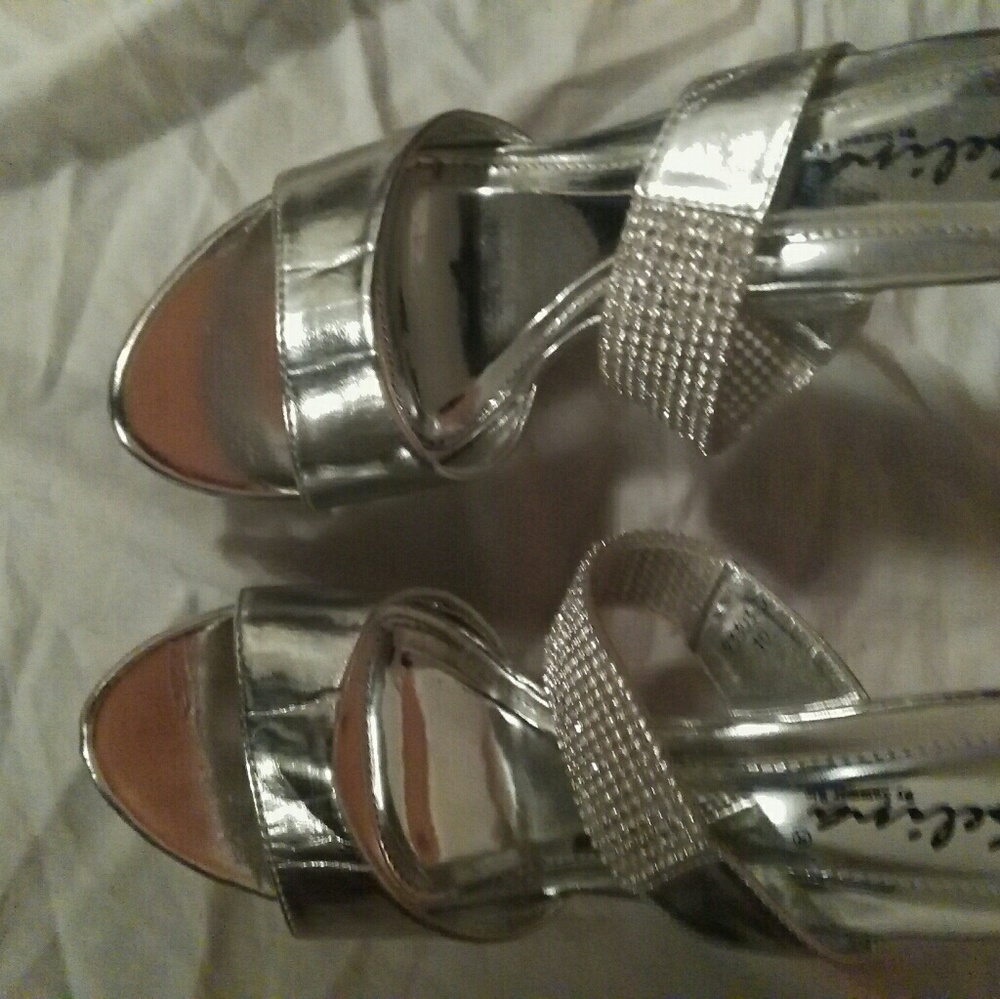 3.5 inch heels